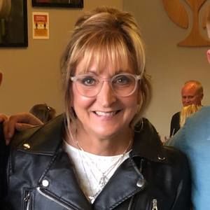 Meet your Posher, Cindy